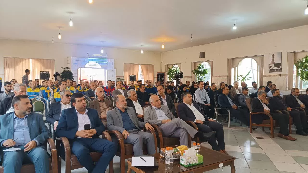 رونمایی از اولین دستگاه ضدیخ پاش مدرن کشور