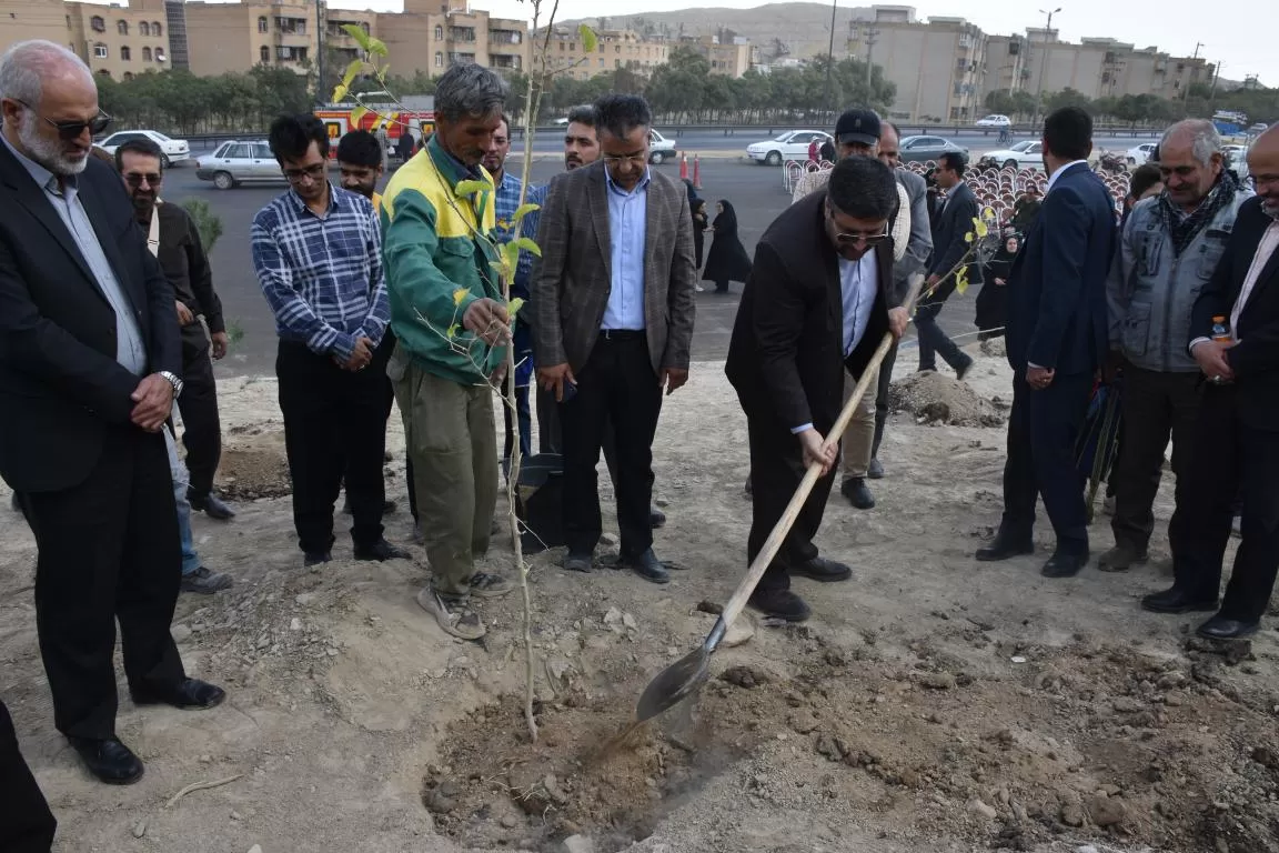 پویش مردمی بذرکاری در اراک