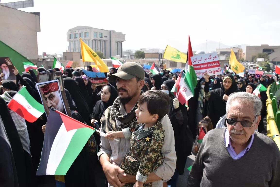 حضور مردم اراک در راهپیمایی حمایت از فلسطین