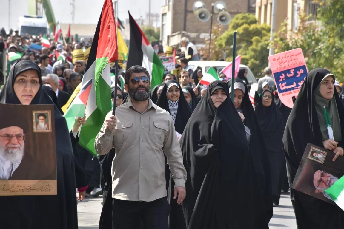 حضور مردم اراک در راهپیمایی حمایت از فلسطین