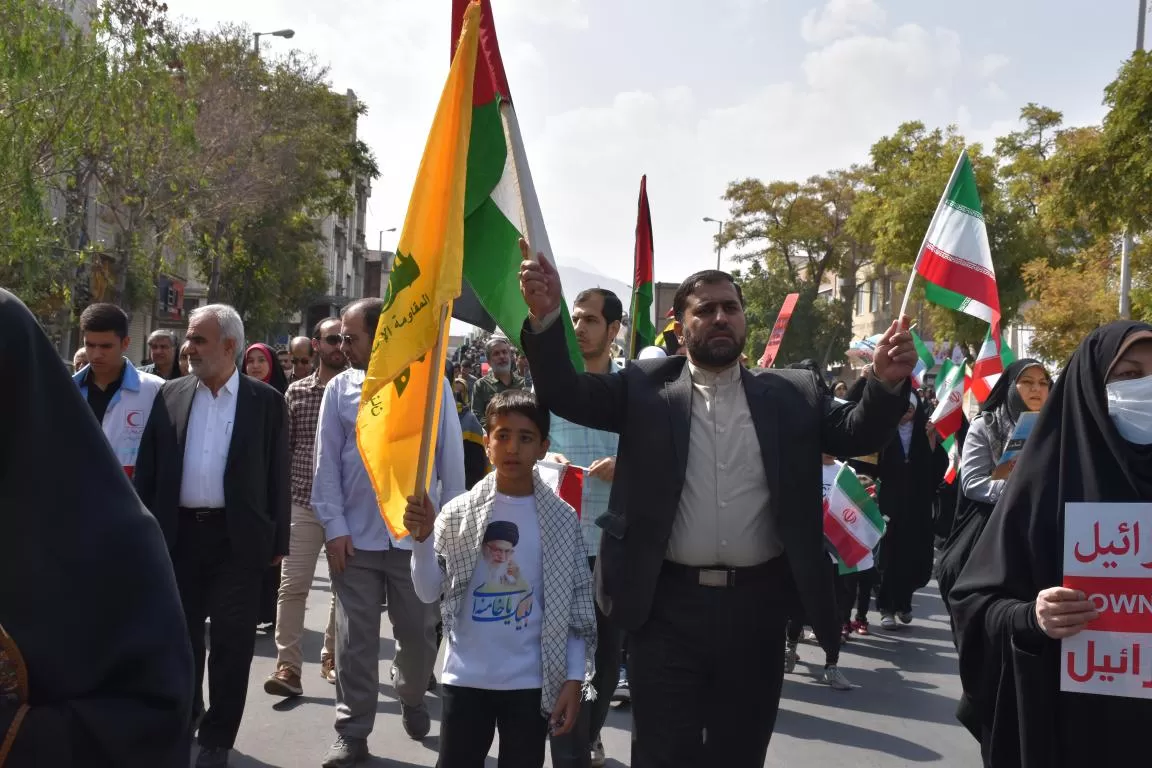 حضور مردم اراک در راهپیمایی حمایت از فلسطین