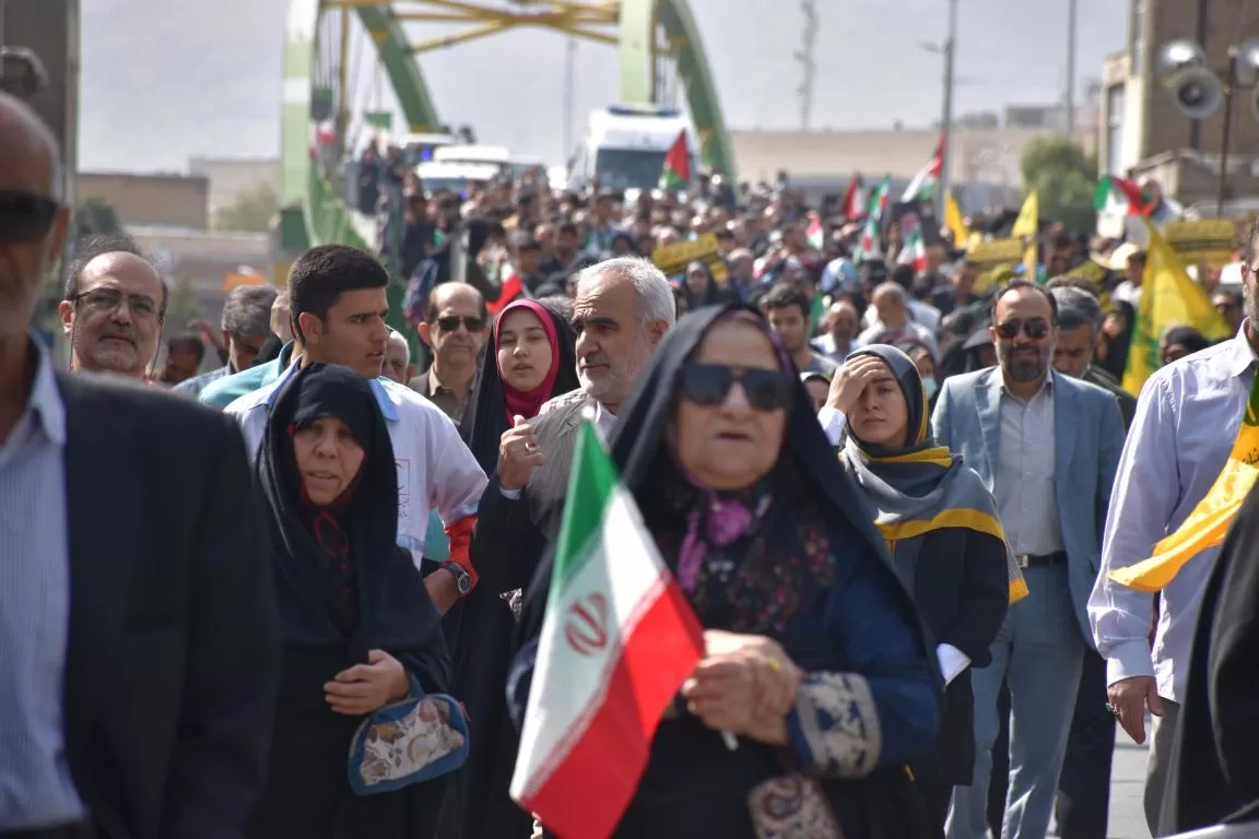 حضور مردم اراک در راهپیمایی حمایت از فلسطین