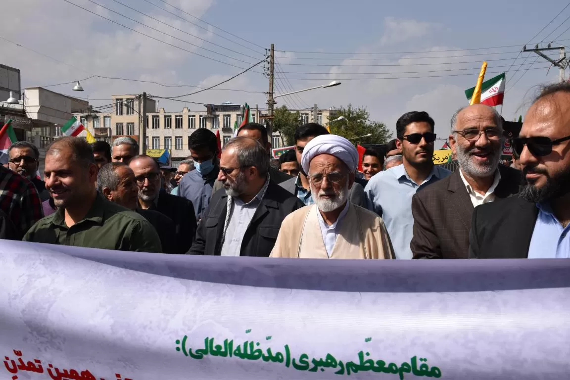 حضور مردم اراک در راهپیمایی حمایت از فلسطین