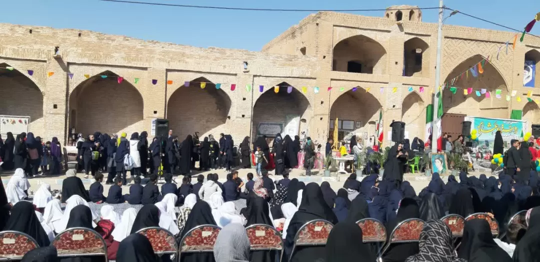 پاسداشت ثبت جهانی کاروانسرای «باغ شیخ» ساوه
