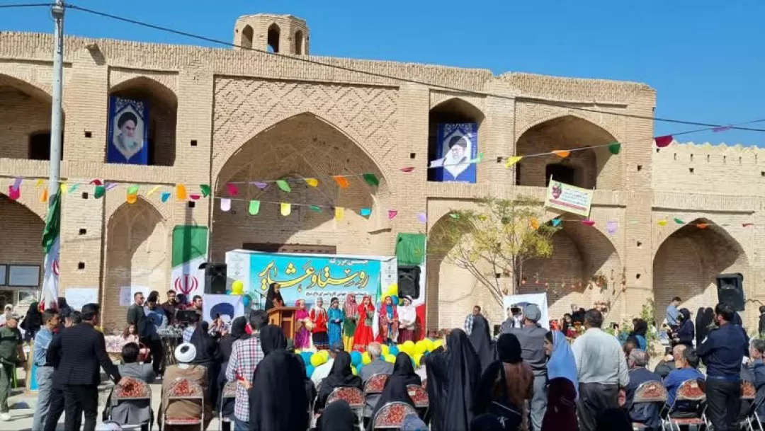 پاسداشت ثبت جهانی کاروانسرای «باغ شیخ» ساوه