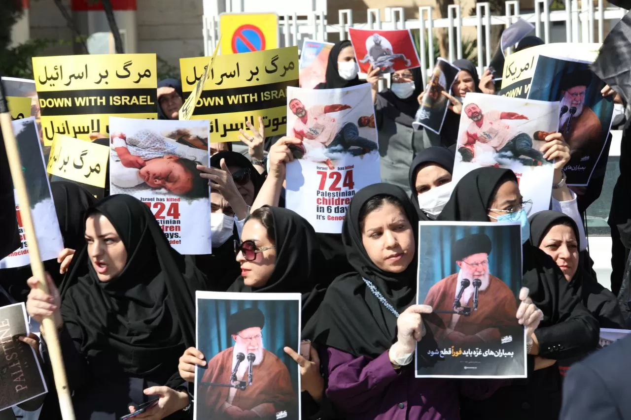 تجمع کادر سلامت اراک در حمایت از فلسطین