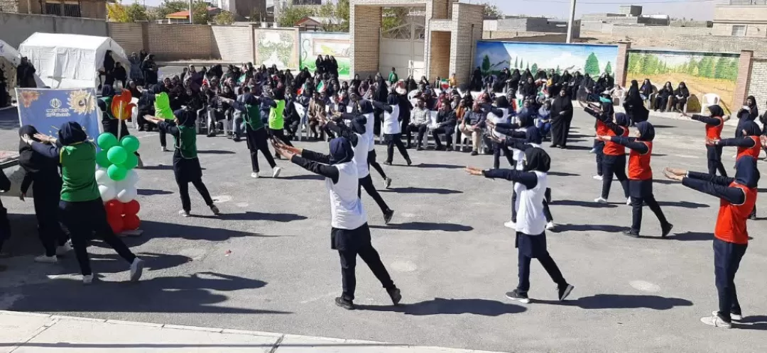 برگزاری جشنواره فرهنگی ورزشی دختران آفتاب در فراهان