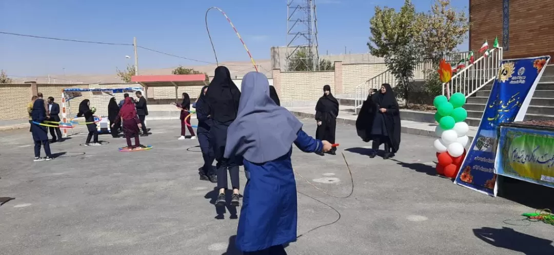 برگزاری جشنواره فرهنگی ورزشی دختران آفتاب در فراهان