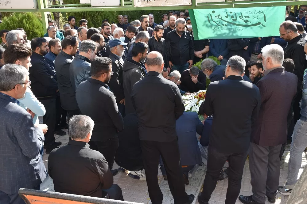 تشییع پیکر مادر شهید والامقام «قریشی»