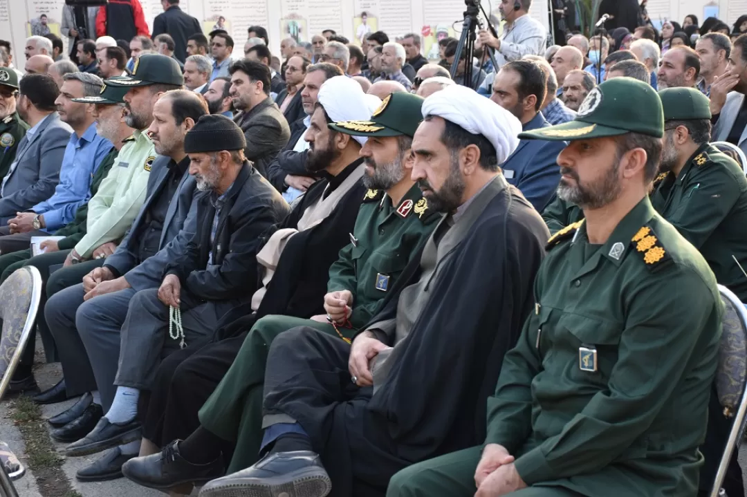 یادواره 2800 شهید شهرستان اراک برگزار شد