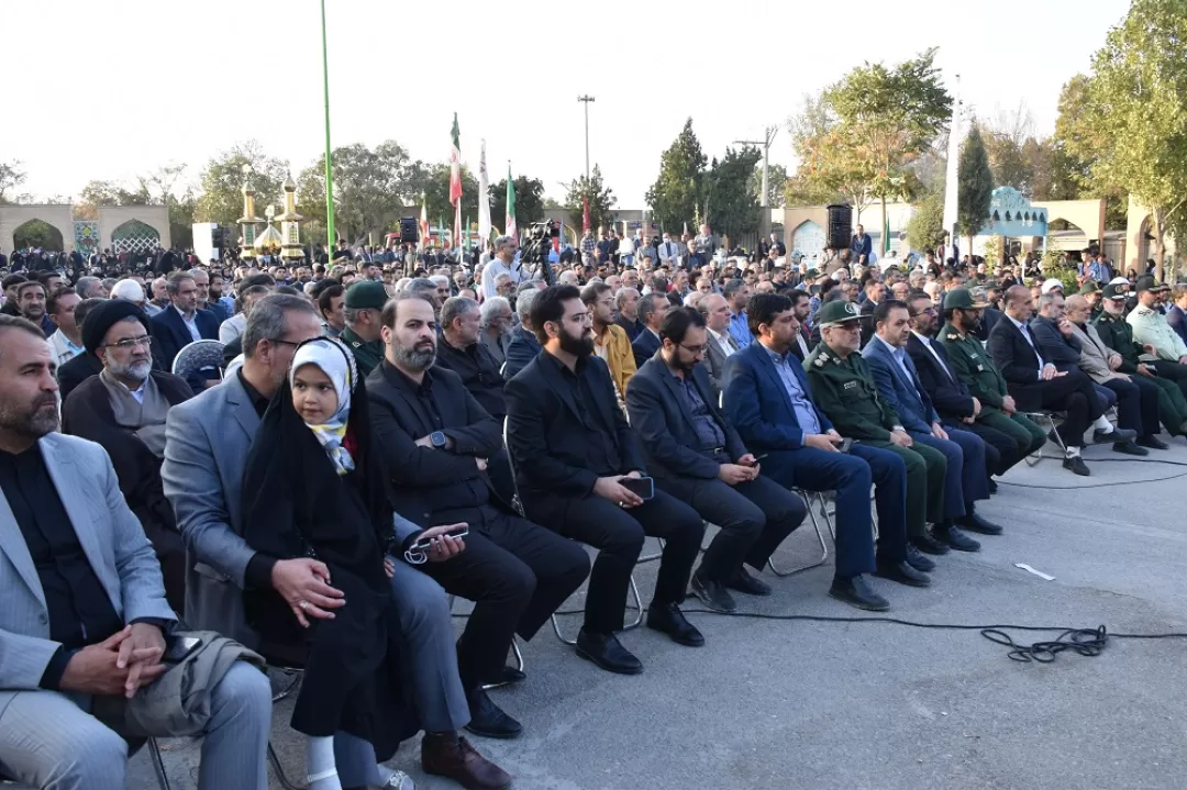 یادواره 2800 شهید شهرستان اراک برگزار شد
