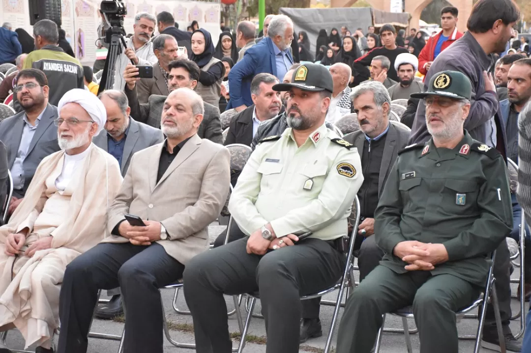 یادواره 2800 شهید شهرستان اراک برگزار شد