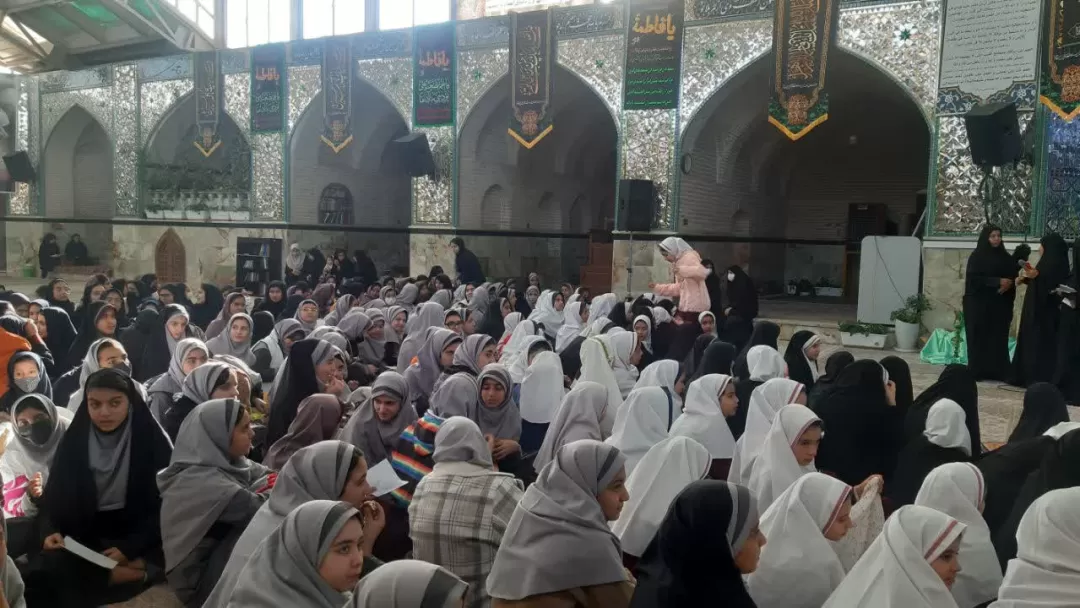 محفل انس با قرآن کریم ویژه دختران ساوجی