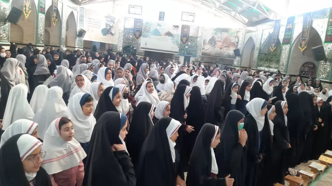 محفل انس با قرآن کریم ویژه دختران ساوجی