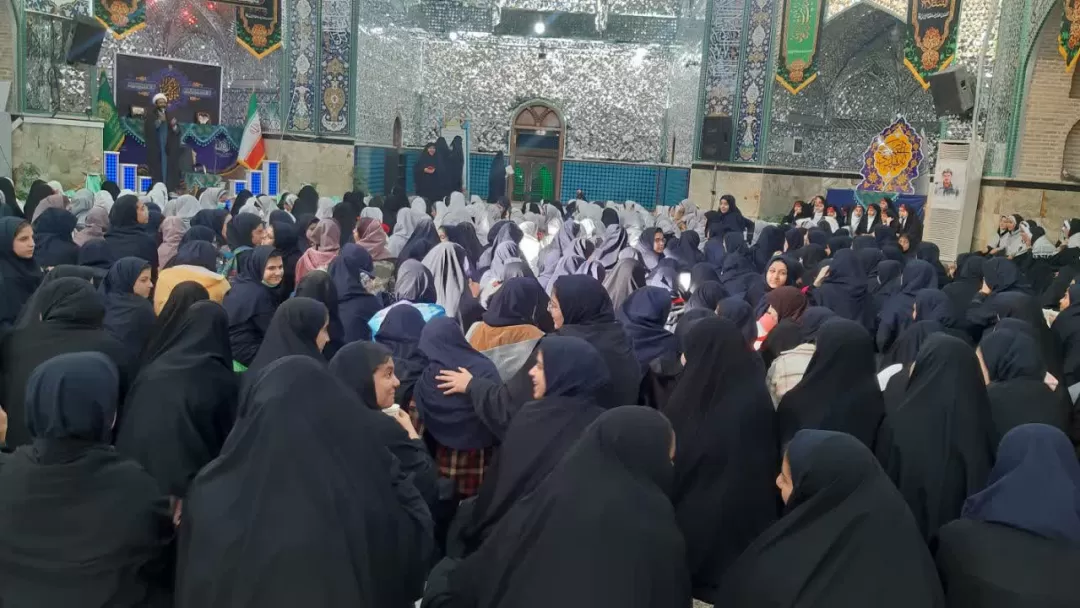محفل انس با قرآن کریم ویژه دختران ساوجی