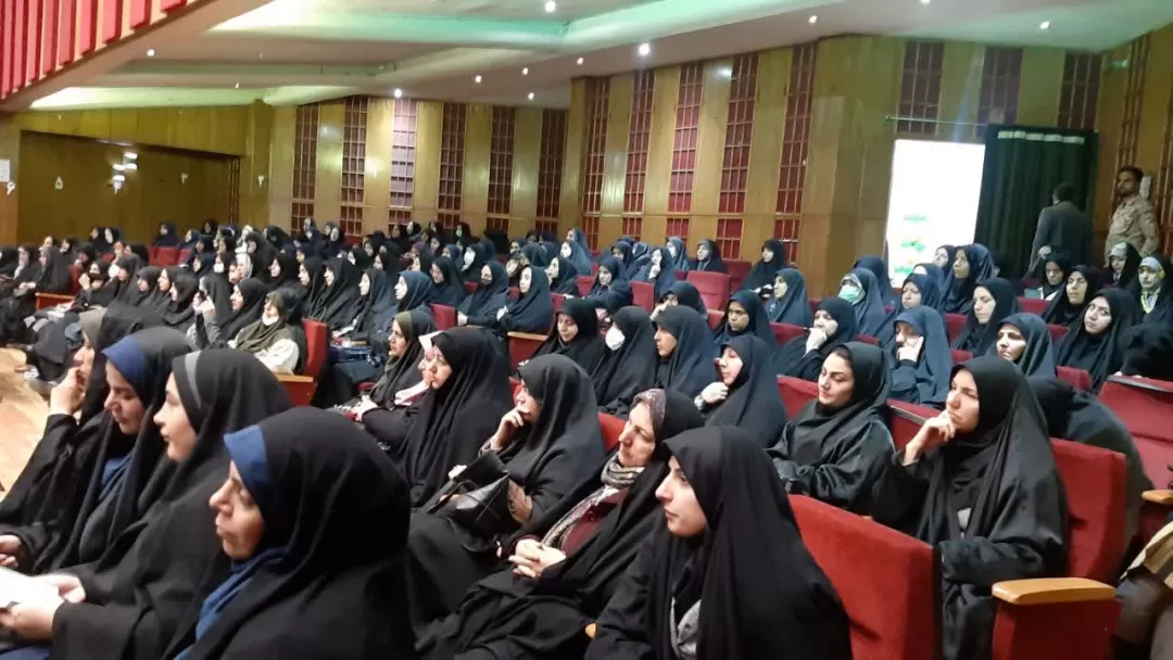 برگزاری کارگاه آموزشی عفاف و حجاب در ساوه