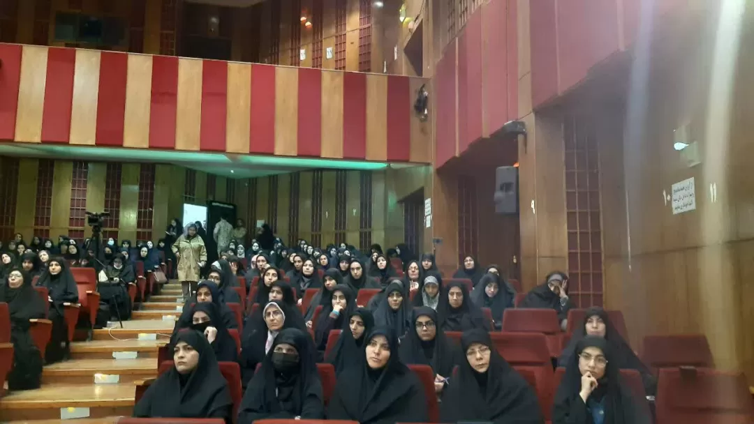 برگزاری کارگاه آموزشی عفاف و حجاب در ساوه