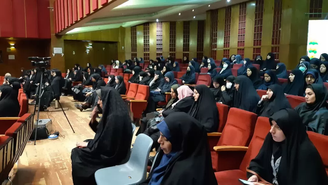 برگزاری کارگاه آموزشی عفاف و حجاب در ساوه