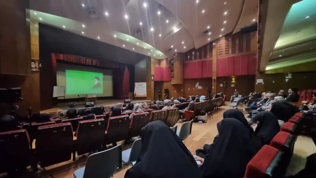برگزاری کارگاه آموزشی عفاف و حجاب در ساوه