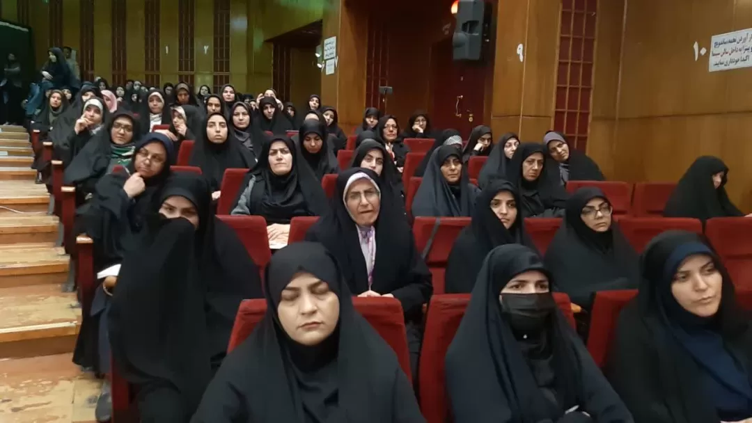 برگزاری کارگاه آموزشی عفاف و حجاب در ساوه