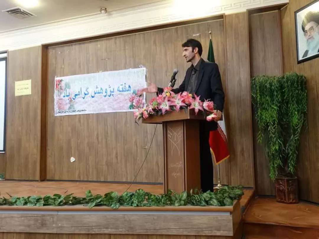تحقق جهادتبیین با وحدت حوزه و دانشگاه