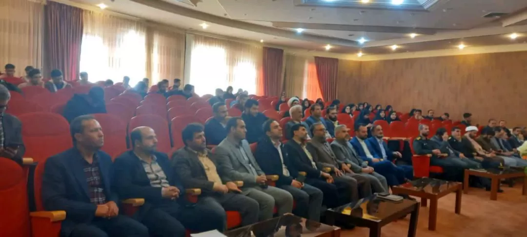 تحقق جهادتبیین با وحدت حوزه و دانشگاه