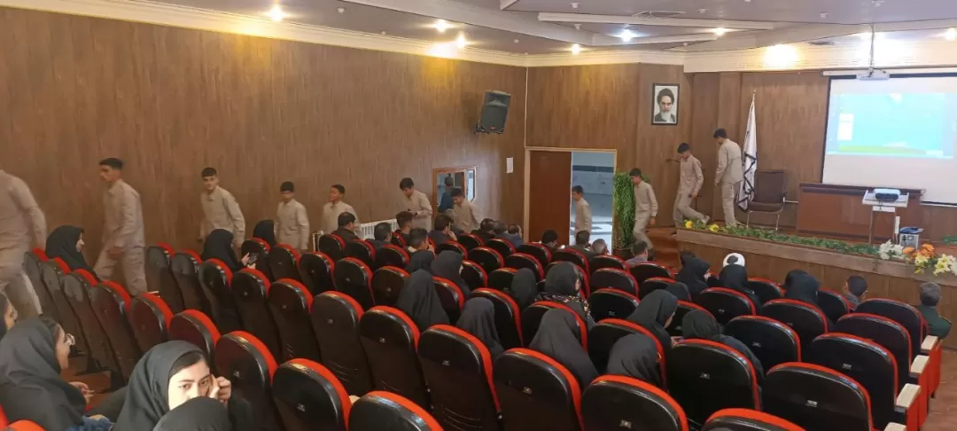 تحقق جهادتبیین با وحدت حوزه و دانشگاه