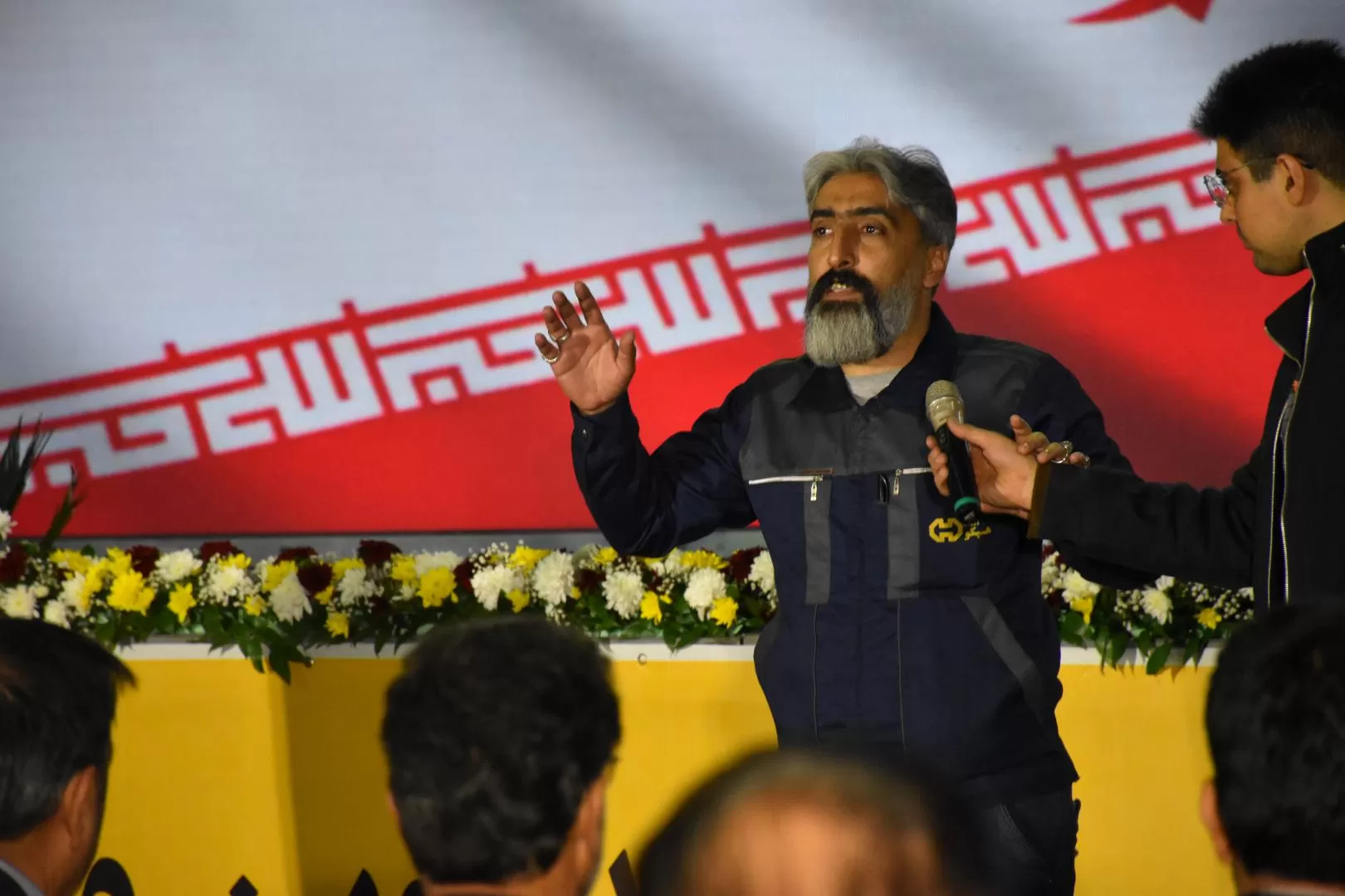 رونمایی بیل هیدرولیک ۷۵ تنی در هپکو