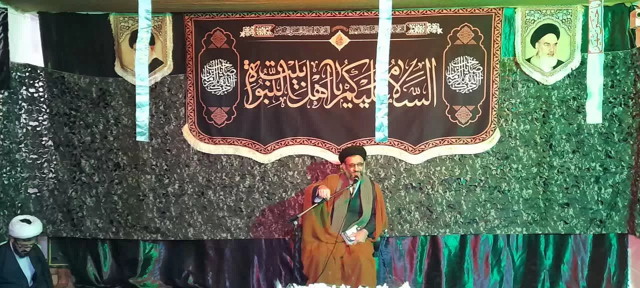 تشییع باشکوه شهید گمنام در شازند