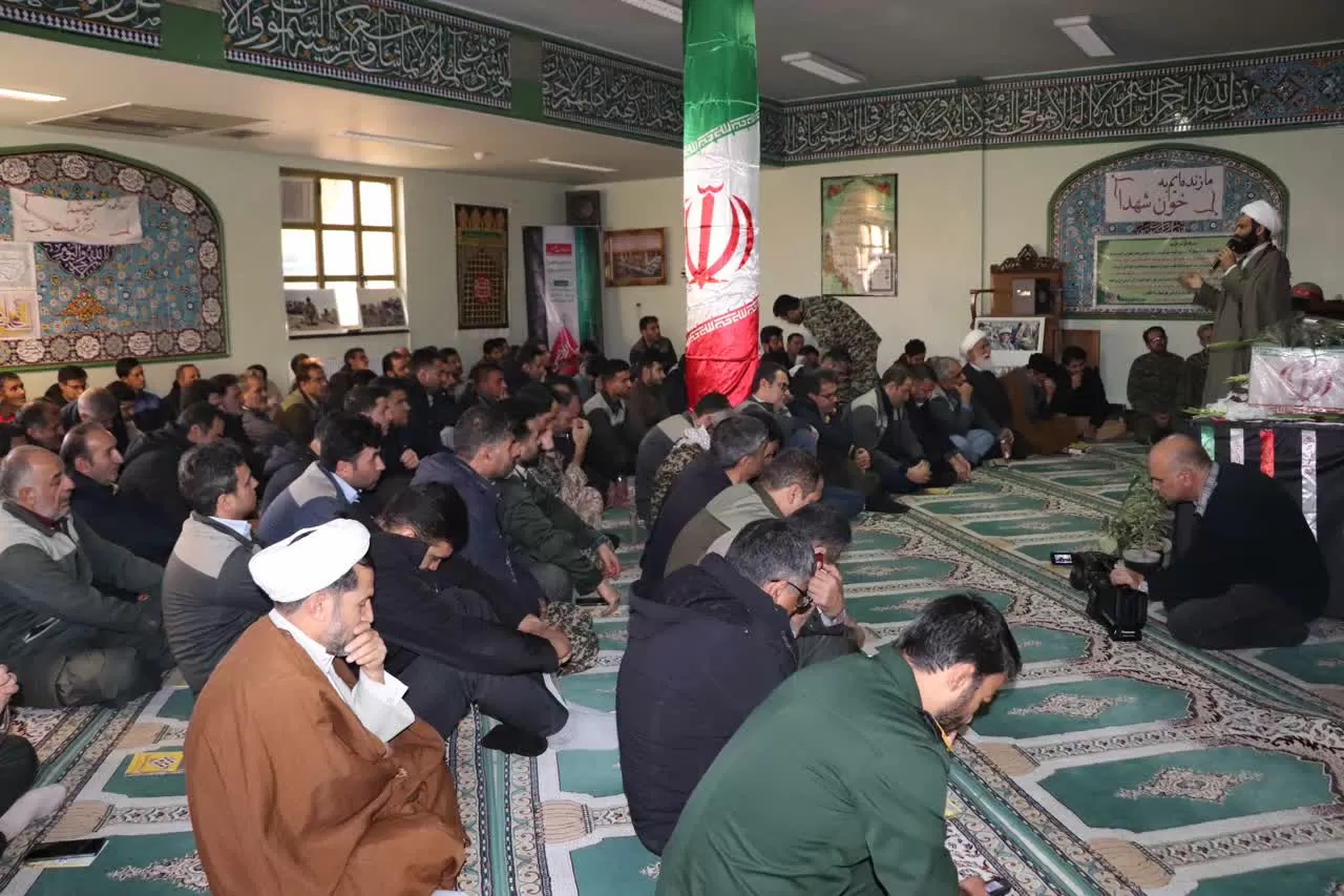 تشییع باشکوه شهید گمنام در شازند