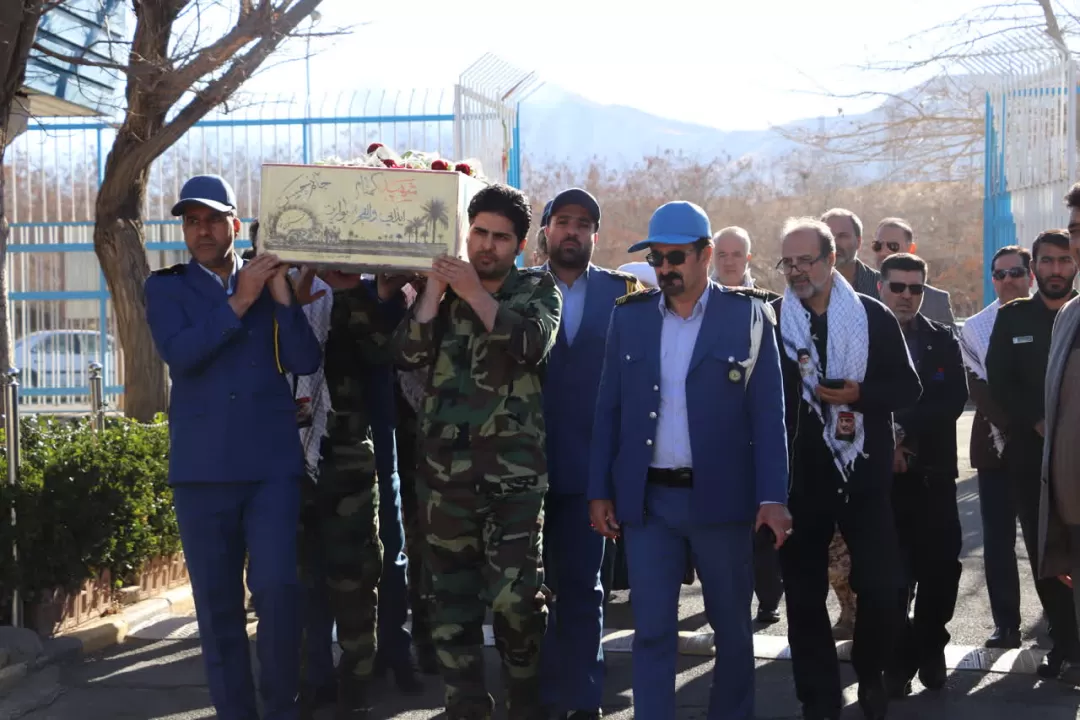 تشییع باشکوه شهید گمنام در شازند