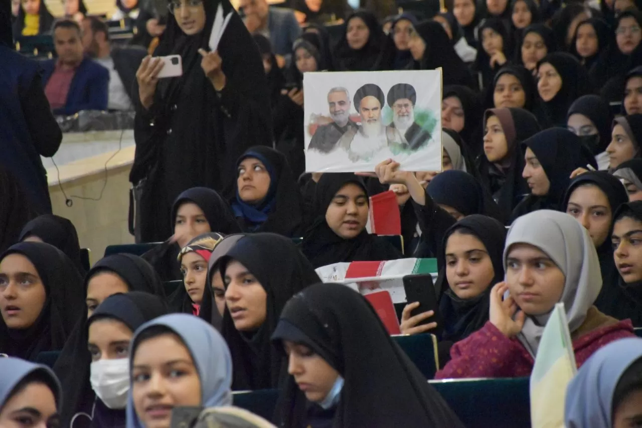 اجتماع بزرگ فرزندان «شهید سلیمانی» در اراک