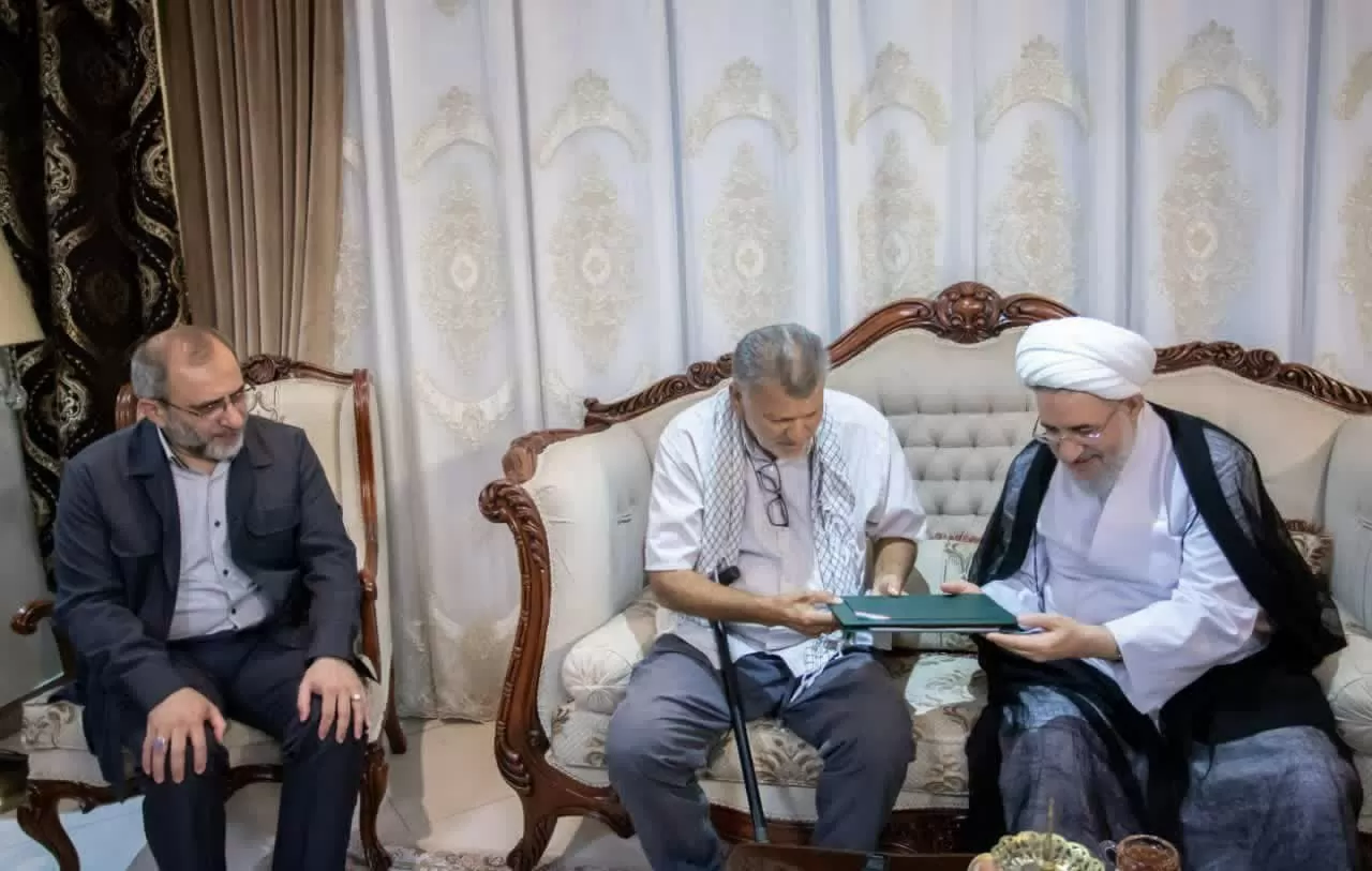 دیدار مسئولین مرکزی با جانباز «براتعلی رستمی»