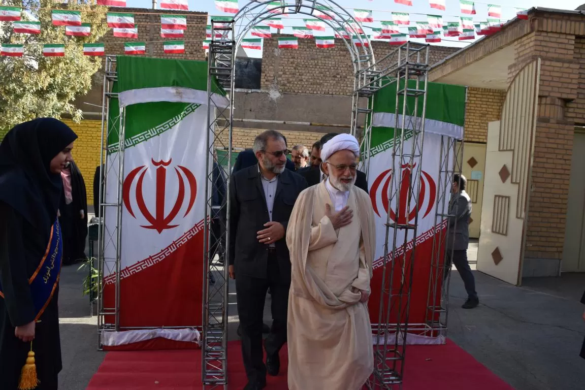 زنگ مهر مقاومت در اراک نواخته شد