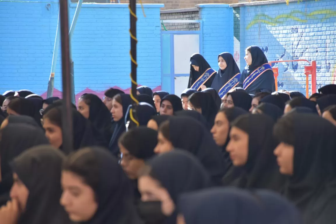 آئین نواختن زنگ مهر مقاومت در اراک