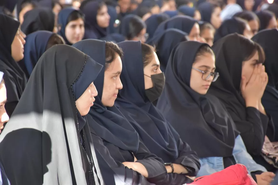 آئین نواختن زنگ مهر مقاومت در اراک
