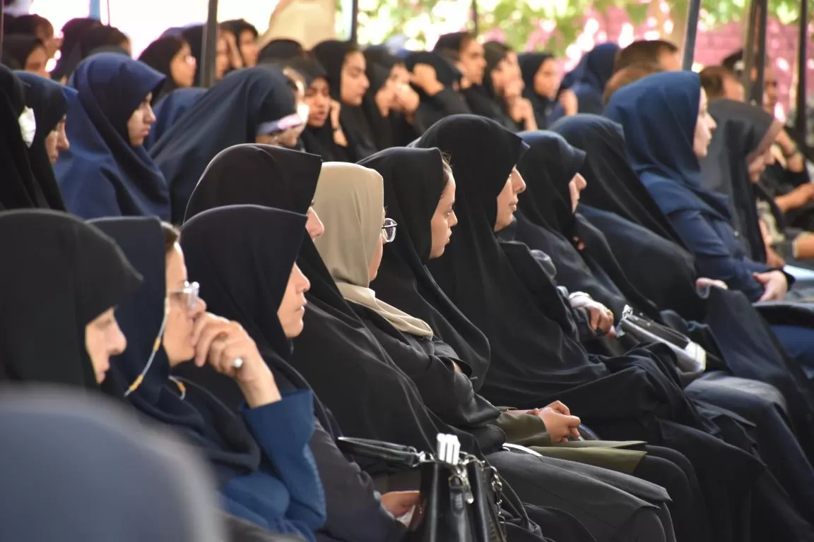 آئین نواختن زنگ مهر مقاومت در اراک