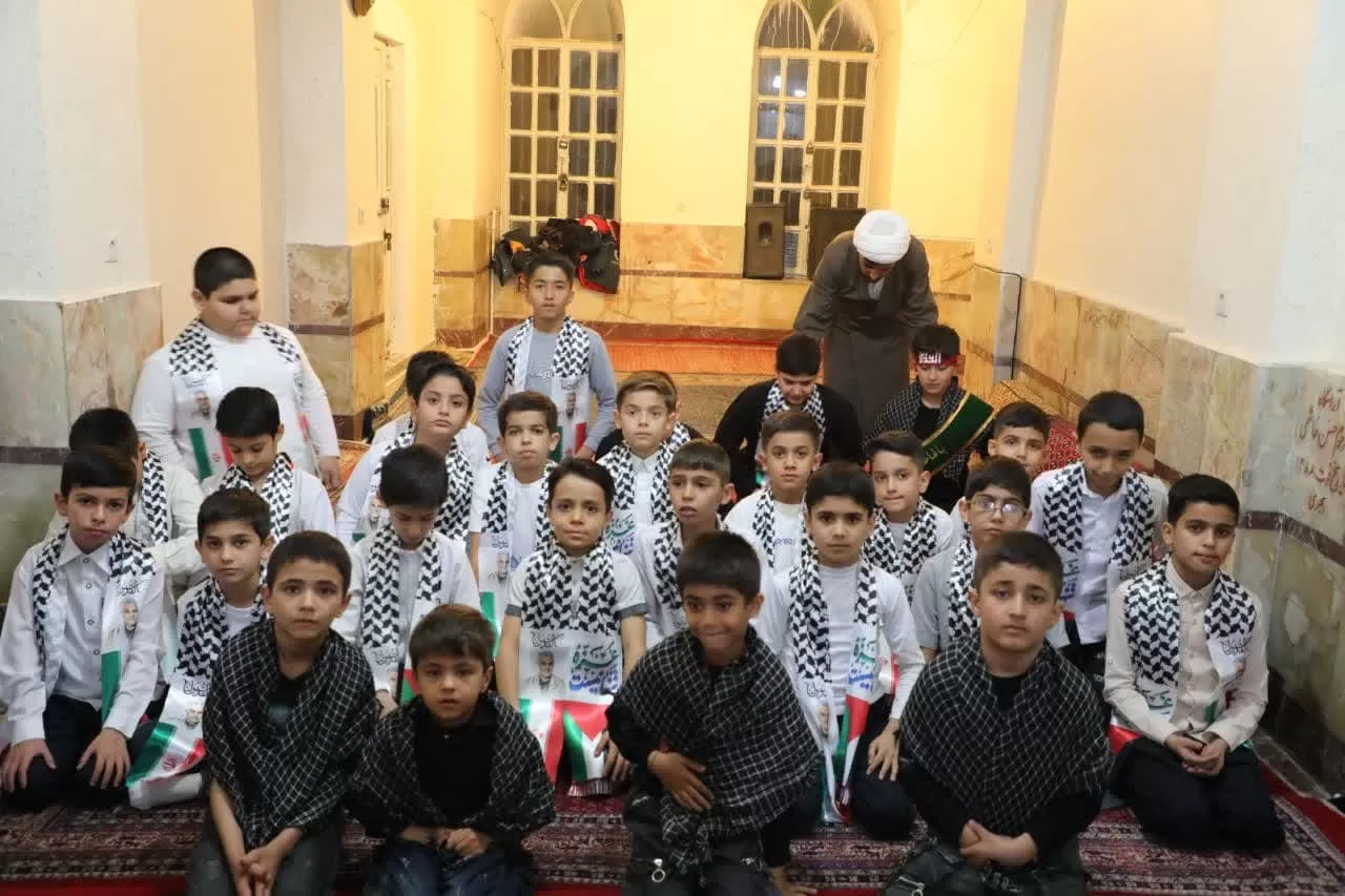 مراسم یادبود سالگرد شهید سلیمانی در سنجان
