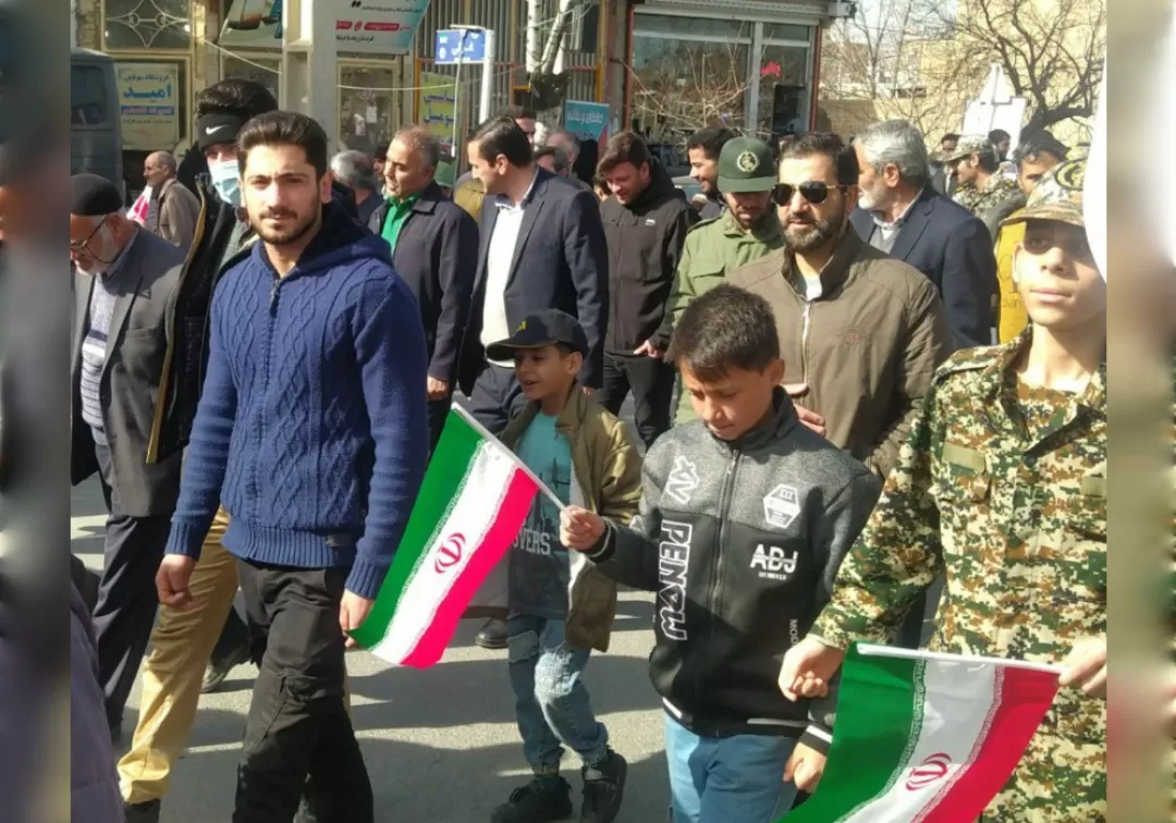 حضور گسترده مردم خنداب در راهپیمایی22 بهمن