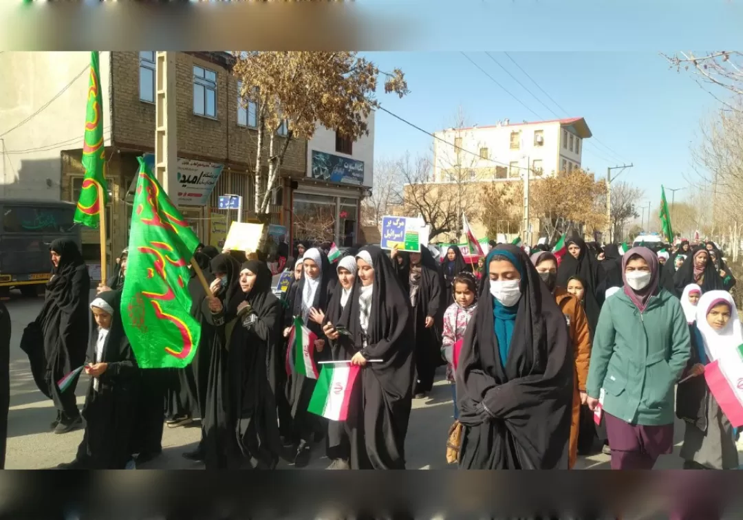 حضور گسترده مردم خنداب در راهپیمایی22 بهمن