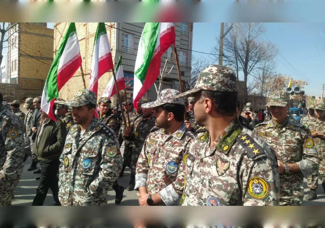 حضور گسترده مردم خنداب در راهپیمایی22 بهمن
