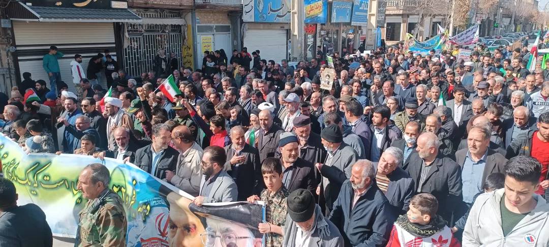 شکوه تماشایی راهپیمایی ۲۲بهمن کمیجان