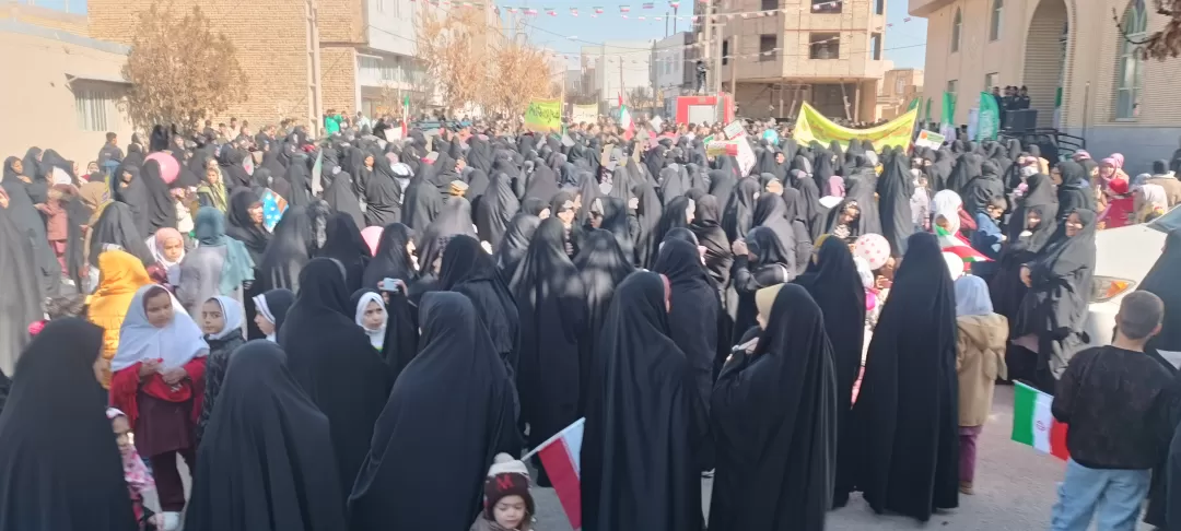 شکوه تماشایی راهپیمایی ۲۲بهمن کمیجان