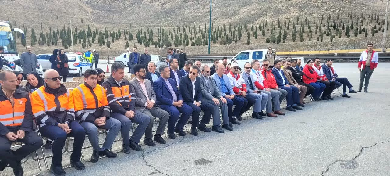 آئین استقبال از مسافرین نوروزی در اراک