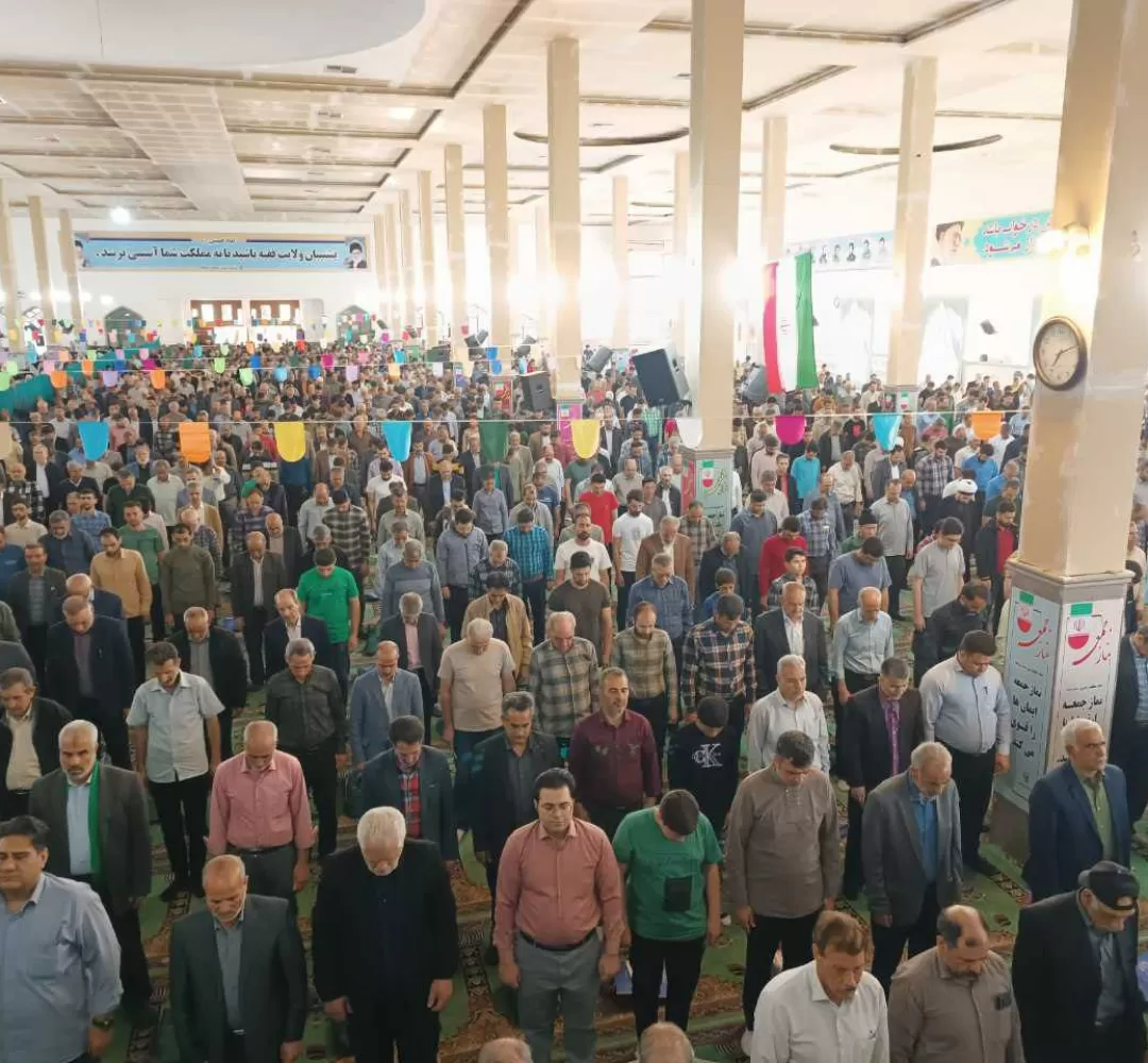 نماز عید فطر در ساوه اقامه شد