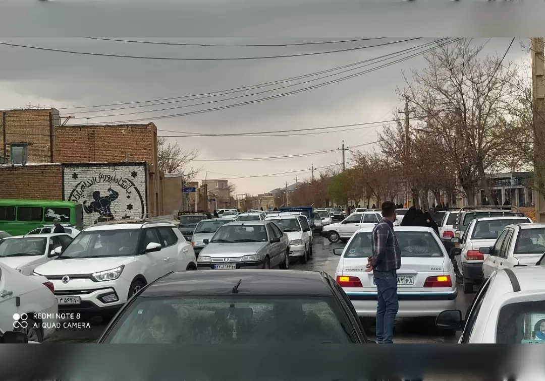 اقامه نماز عید فطر در خنداب