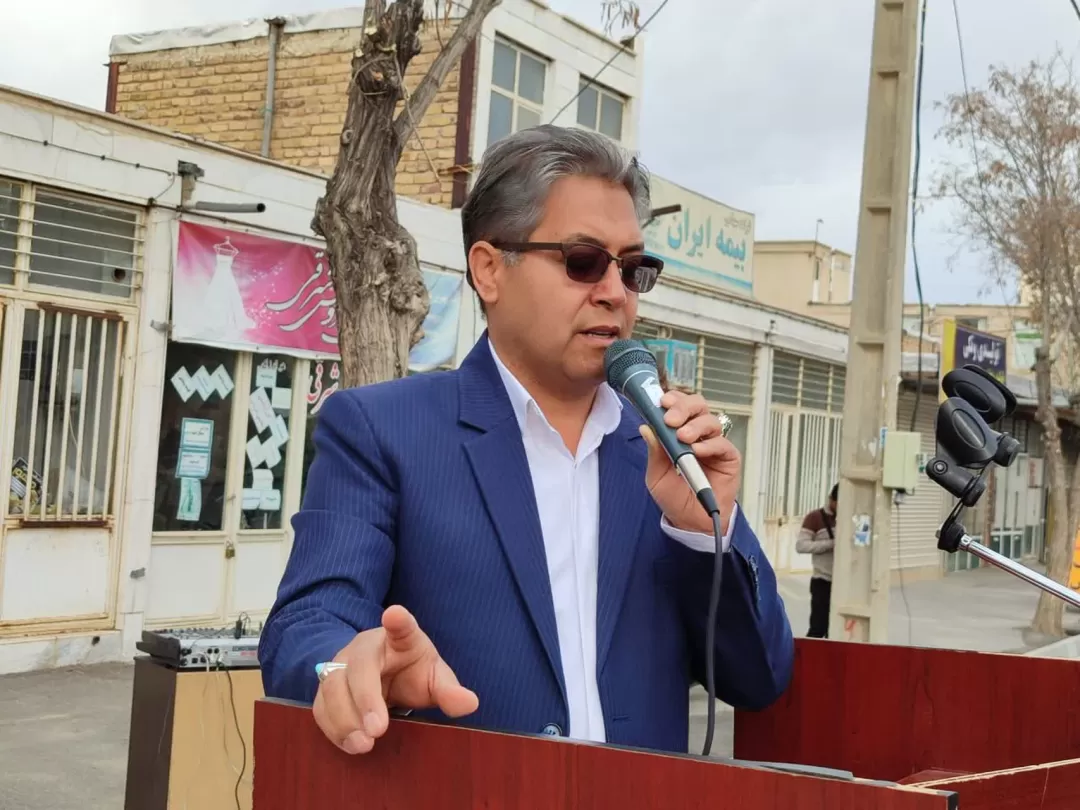 نماز عید بندگی در فراهان برگزار شد