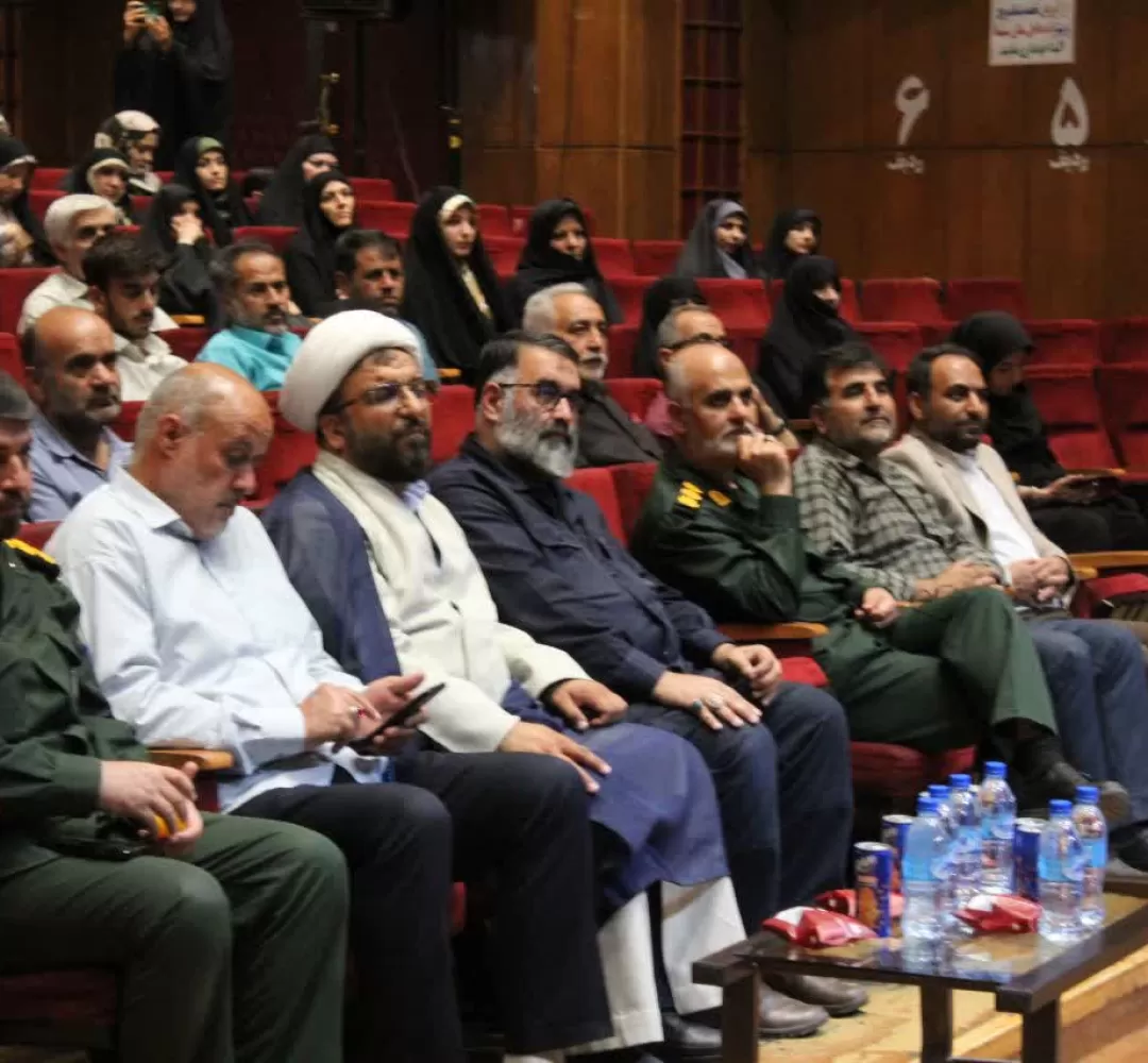 برگزاری همایش هفته عقیدتی سیاسی سپاه در ساوه