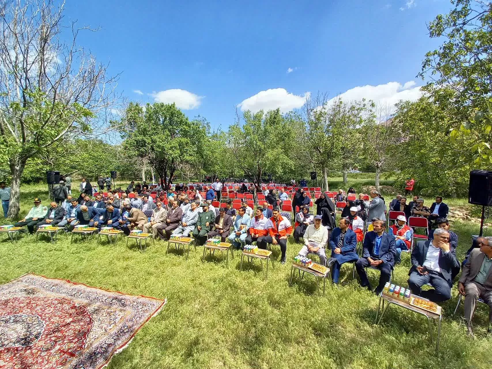 جشنواره گل و گلاب در دلیجان