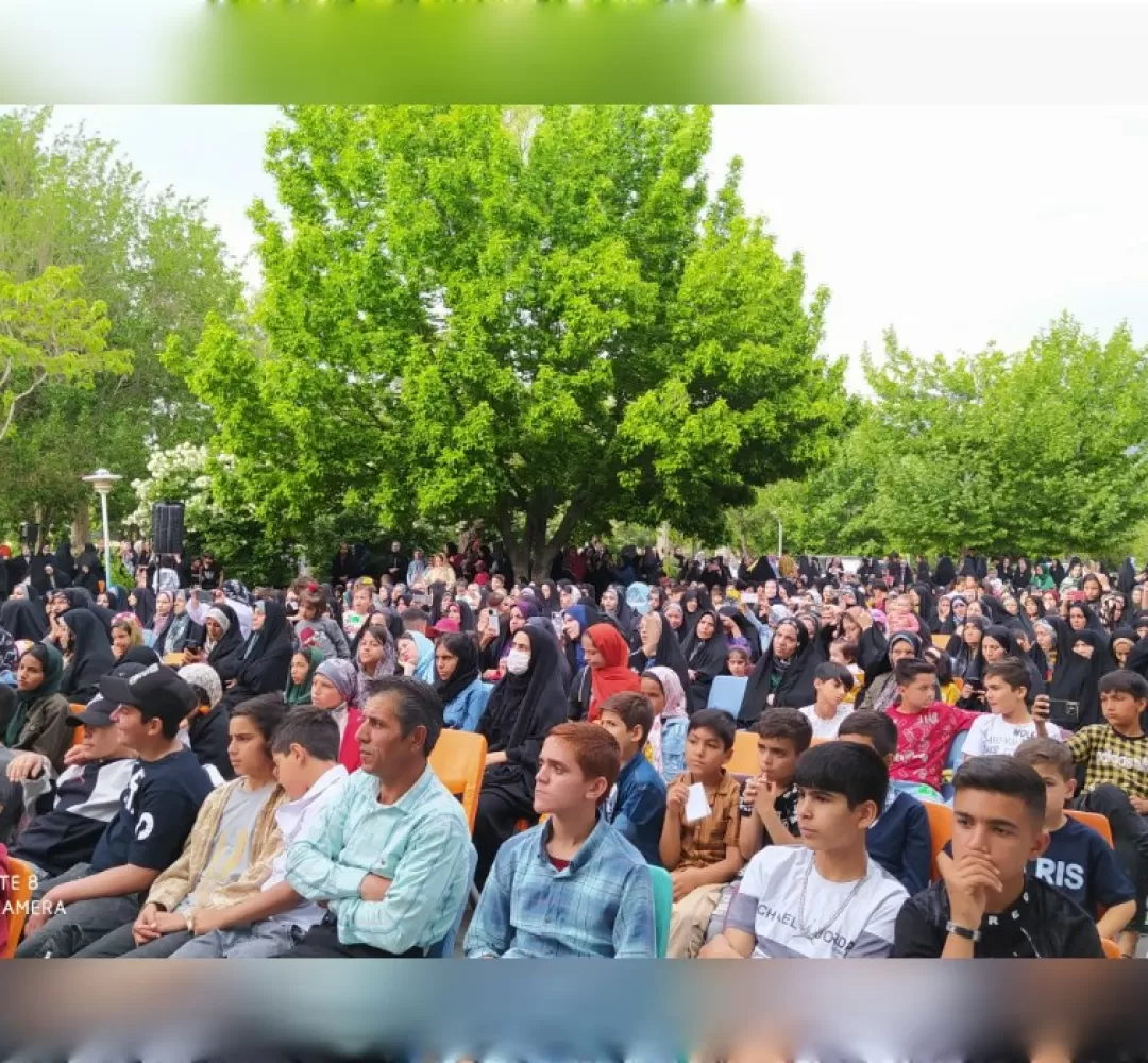 مراسم جشن دهه کرامت در خنداب برگزار شد